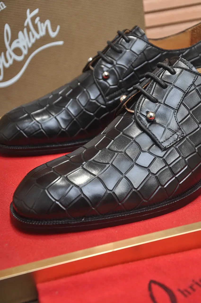 Men's shoes 💰620💶 [Chrstian Loubotin] Red-soled shoes 💋Original mold opening, the highest version on the market, purely handmade ➕Imported cowhide uppers, first-layer water-dyed cowhide lining! Original EU high-gloss outsole. 38 to 45 (45 customized)